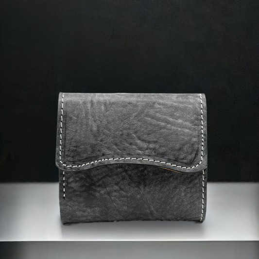 【KURA leather】Half Wallet(本革)#13 Brack